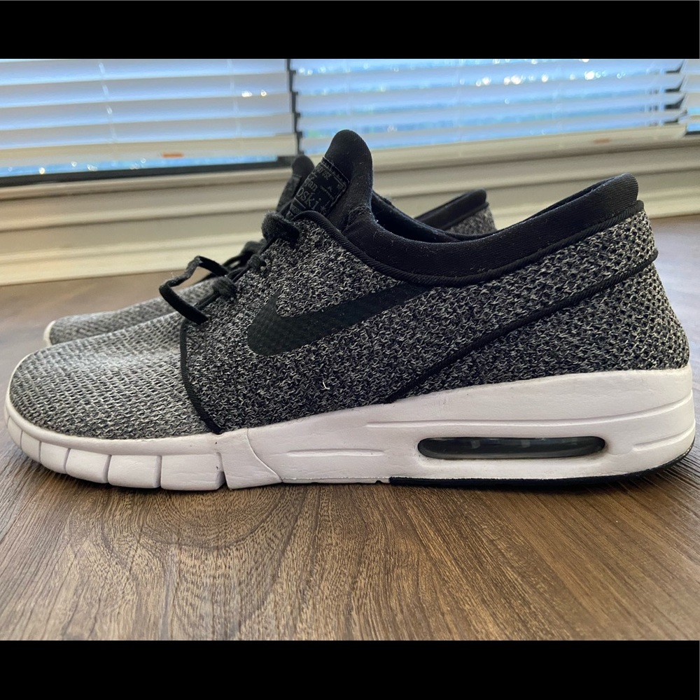 Stefan Janoski Nike SB skateboarding shoes